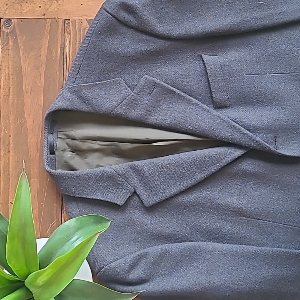 BNWoT Hugo Boss Jacket 44L